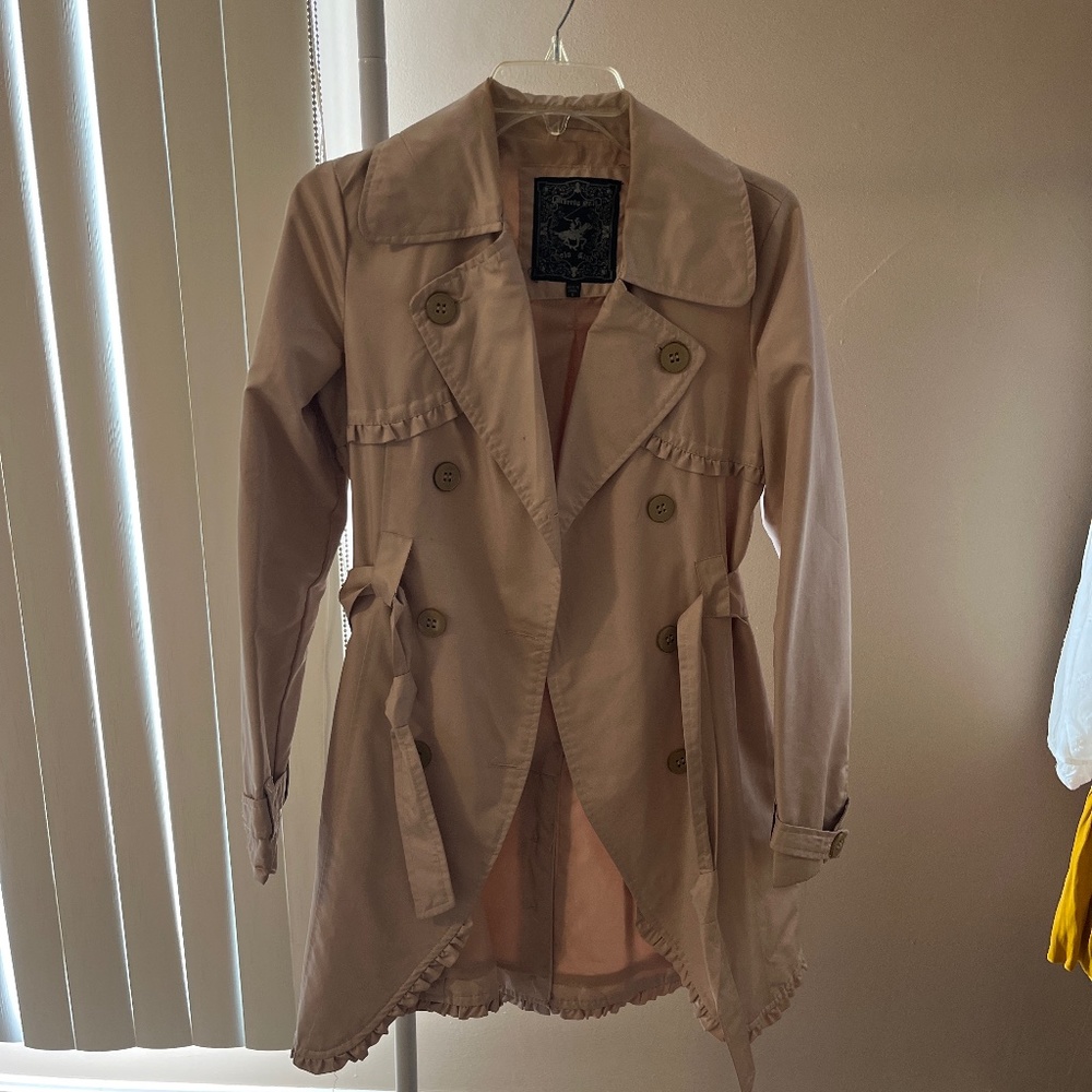 Trench coat